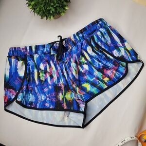 Fabletics Carrie Running workout shorts